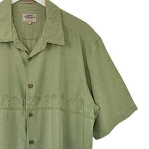 Quicksilver Waterman Shirt Green Hawaiian Island Palm Tree Floral Large